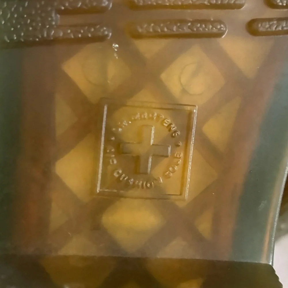 Dr. Martens Toddler Boot - Pale Pink - Picture 10 of 11